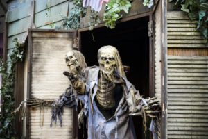 Haunted House skeletons