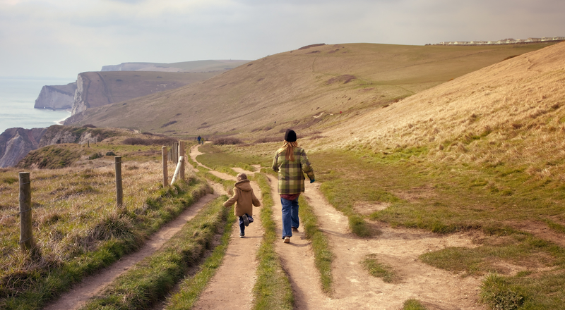 Coastal walk with the family in Dorset