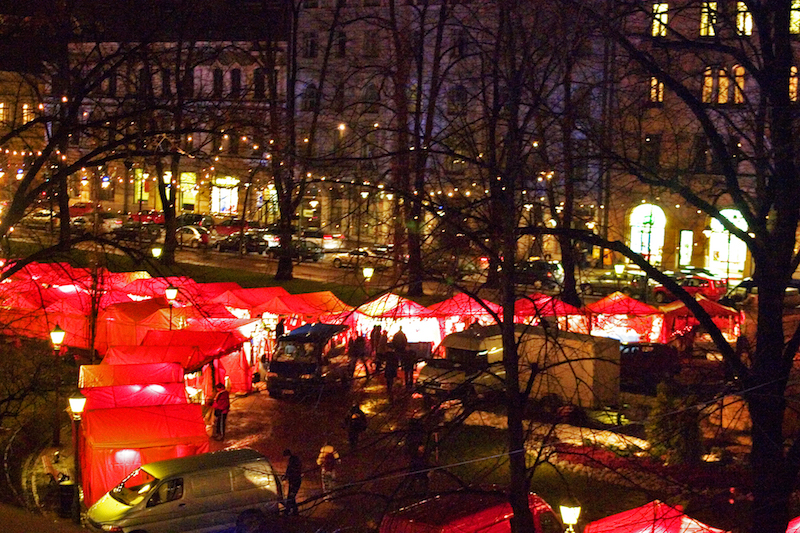 The open air St. Thomas Christmas Market on the Esplanadi, Helsinki, Finland © Stillman Rogers
