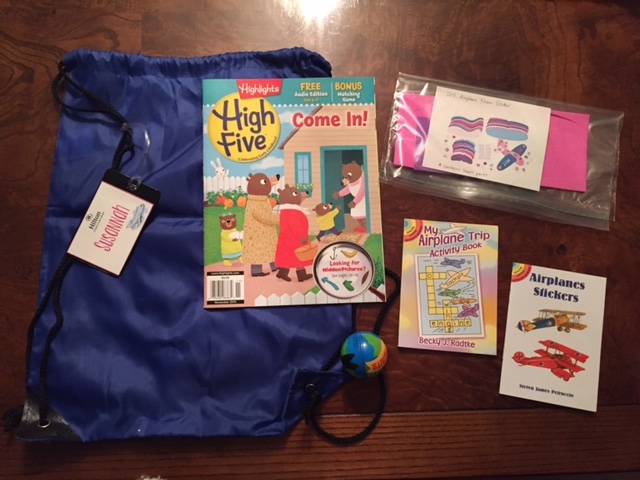 Kid's Kit for Age 4 © Hilton Chicago O'Hare